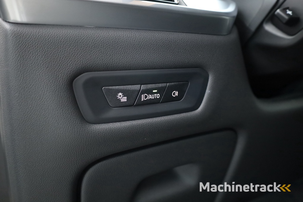 BMW X5 xDrive50e M Sport | HUD | Harman Kardon | 22'' | 360cam | Luchtvering | Iconic Glow | Shadow line