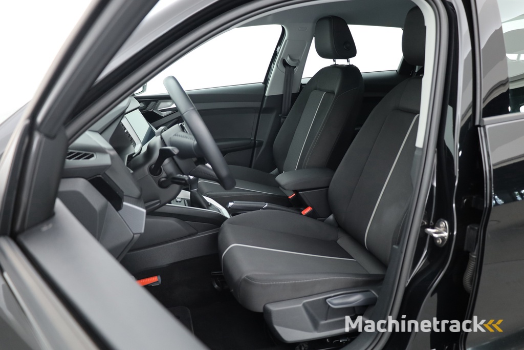 Audi A1 Sportback 30 TFSI Advanced Edition | Apple Carplay & Android Auto | Cruise | All Season | 17"