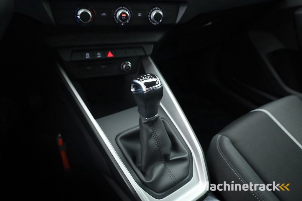 Audi A1 Sportback 30 TFSI Advanced Edition | Apple Carplay & Android Auto | Cruise | All Season | 17"