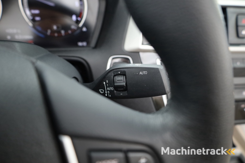 BMW 2-serie Cabrio 220d | Leder | Stoelverw. | Navi | LED | PDC | Cruise