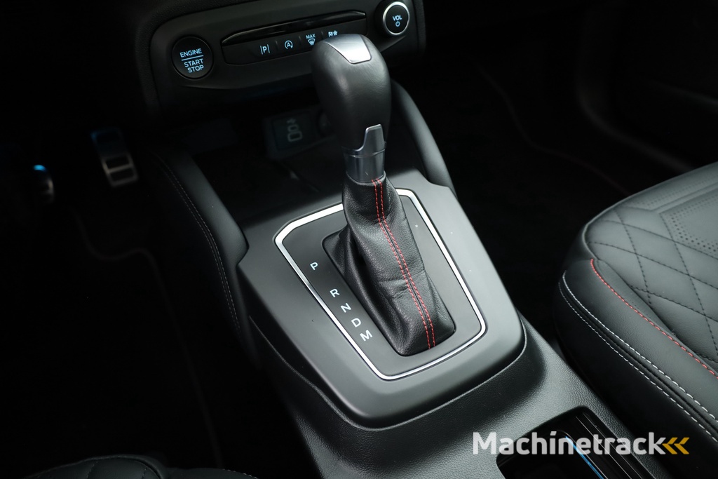 Ford Focus 1.0 EcoBoost Hybrid ST Line Vignale | Pano | HUD | Adapt. Cruise | Camera | Leder | Keyless |