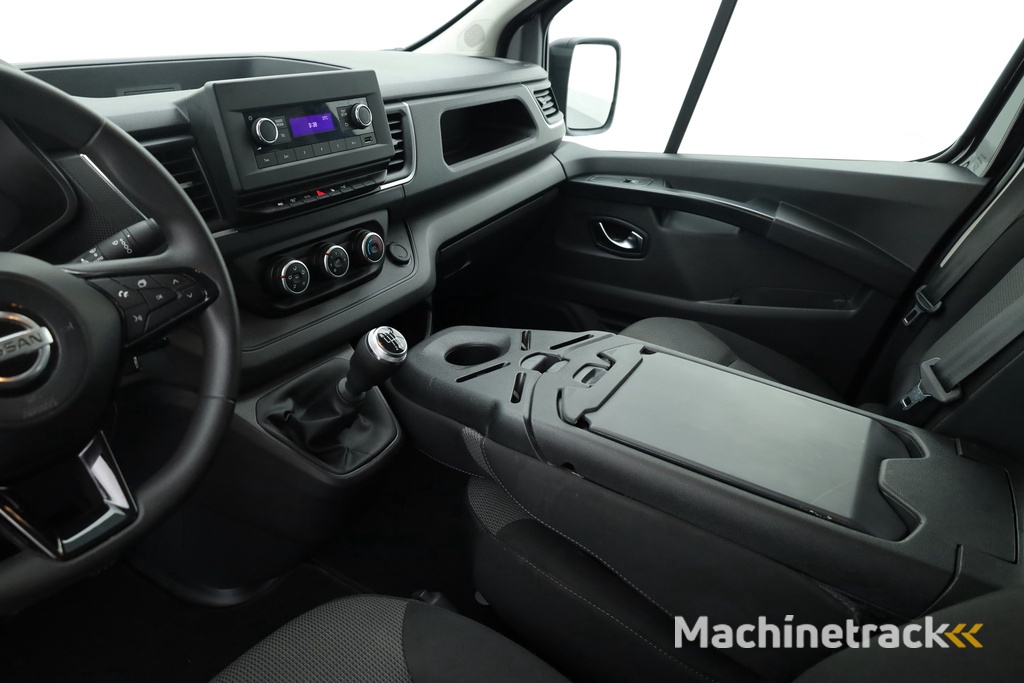 Nissan Primastar 2.0 dCi L2H1 Acenta | Dubb.Cab | 6 pers. | Cruise | Trekhaak | Airco |