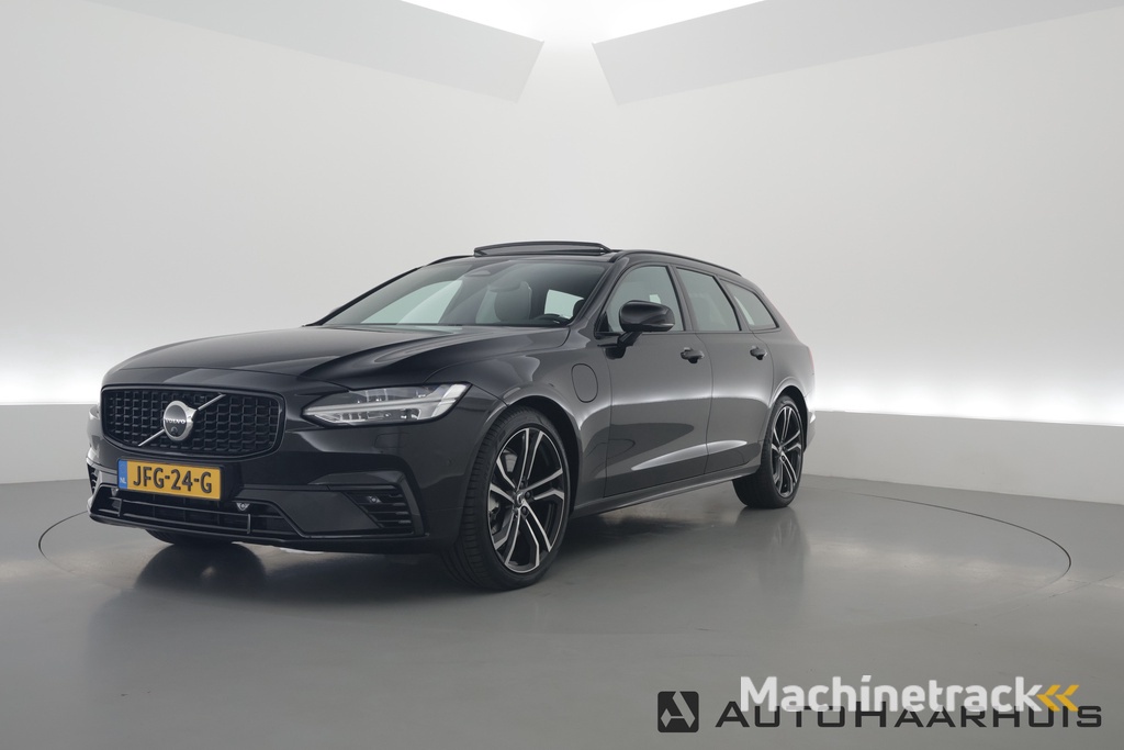 Volvo V90 T8 Recharge Ultra Dark | Luchtvering | Pano | HUD | Elek. Trekhaak | Harman Kardon | Memory seats
