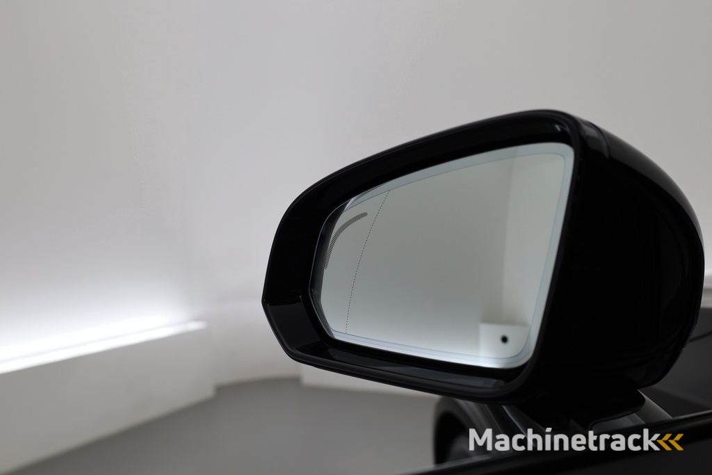 Volvo V90 T8 Recharge Ultra Dark | Luchtvering | Pano | HUD | Elek. Trekhaak | Harman Kardon | Memory seats