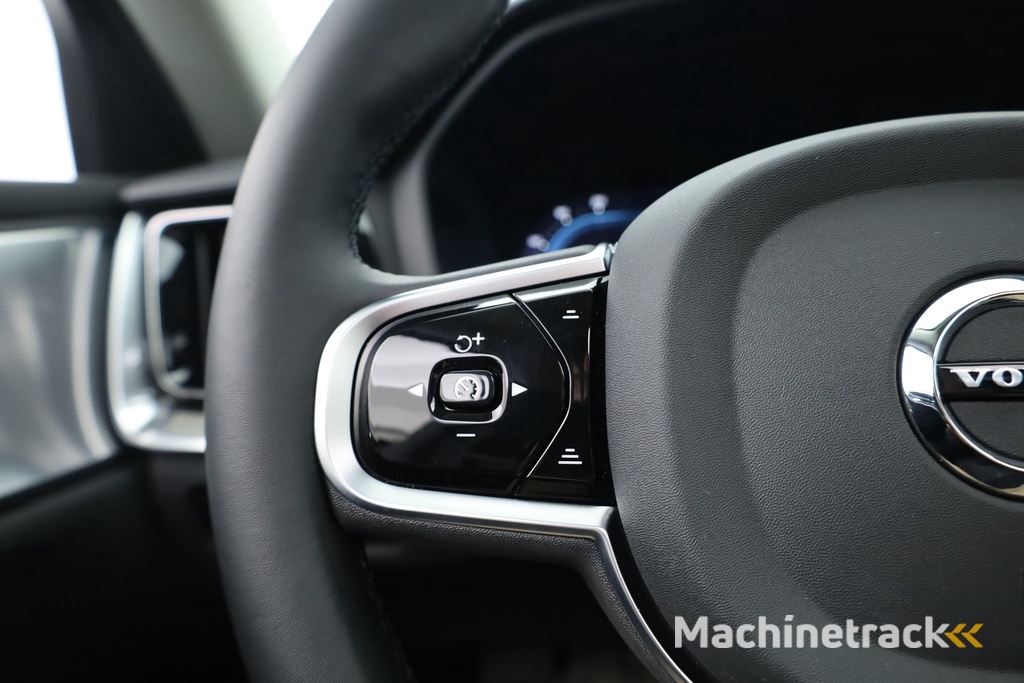 Volvo S60 T8 Recharge Ultimate Dark | B&W | Pano | Massage | Stoelventi. | HUD | Memory seats | Pilot Assist