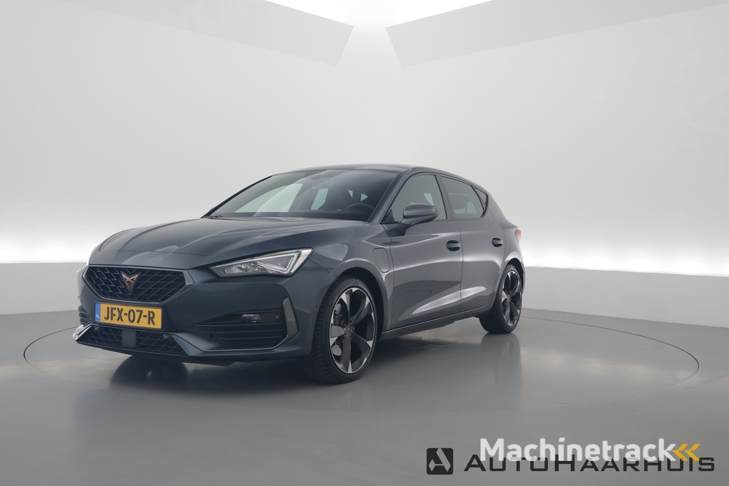 CUPRA Leon 1.4 e-Hybrid 204pk | Adapt. Cruise | Camera | Apple CarPlay | Navi | Stoel- Stuurverw.