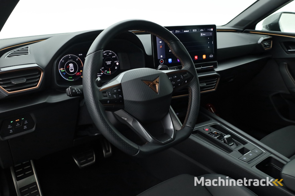 CUPRA Leon Sportstourer 1.4 e-Hybrid 204pk | Navi | Adapt. Cruise | CarPlay | Keyless | Camera | Stoel-Stuurverw.