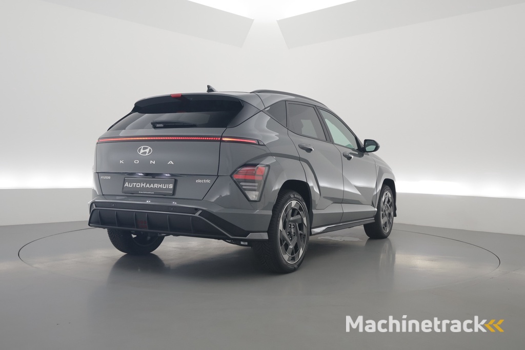 Hyundai Kona Electric N Line 65.4 kWh | Navi | Adapt. Cruise | Stoel- Stuurverw | Keyless | Camera | Elek. Achterklep