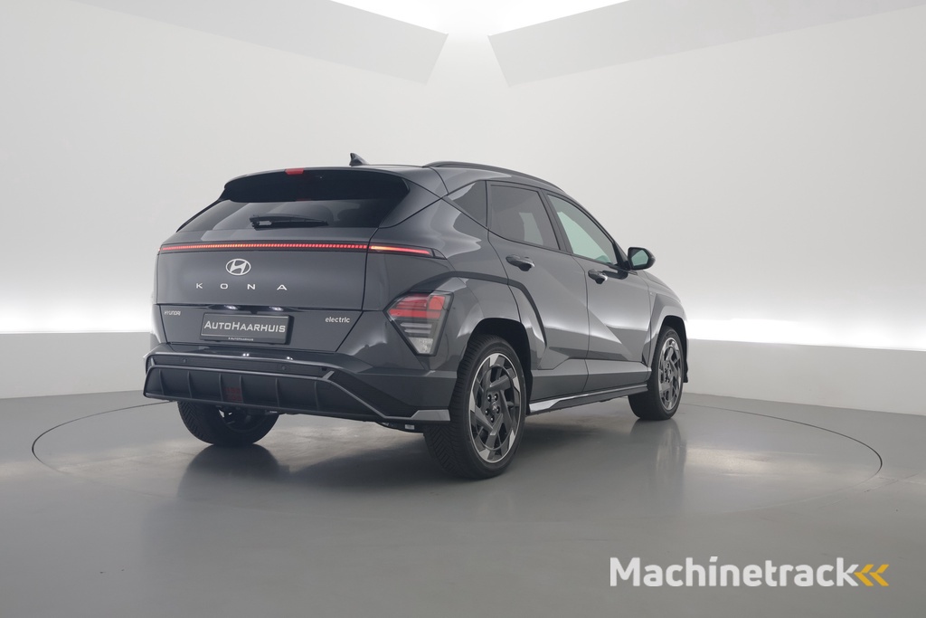 Hyundai Kona Electric N Line 65.4 kWh | Navi | Adapt. Cruise | Stoel- Stuurverw | Keyless | Camera | Elek. Achterklep