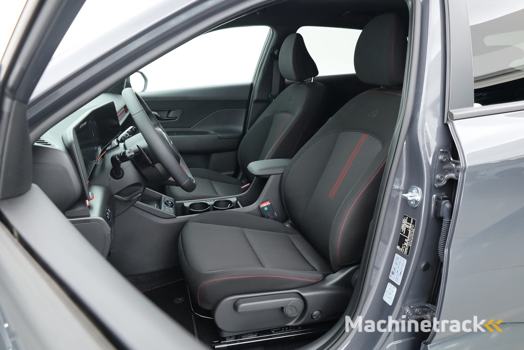 Hyundai Kona Electric N Line 65.4 kWh | Navi | Adapt. Cruise | Stoel- Stuurverw | Keyless | Camera | Elek. Achterklep