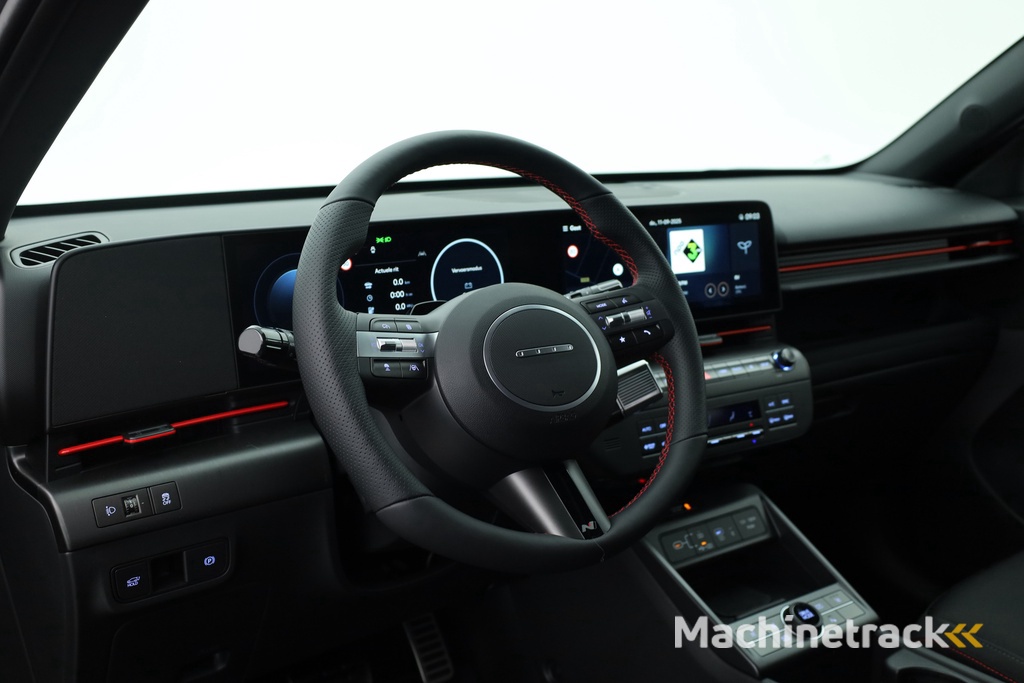 Hyundai Kona Electric N Line 65.4 kWh | Navi | Adapt. Cruise | Stoel- Stuurverw | Keyless | Camera | Elek. Achterklep