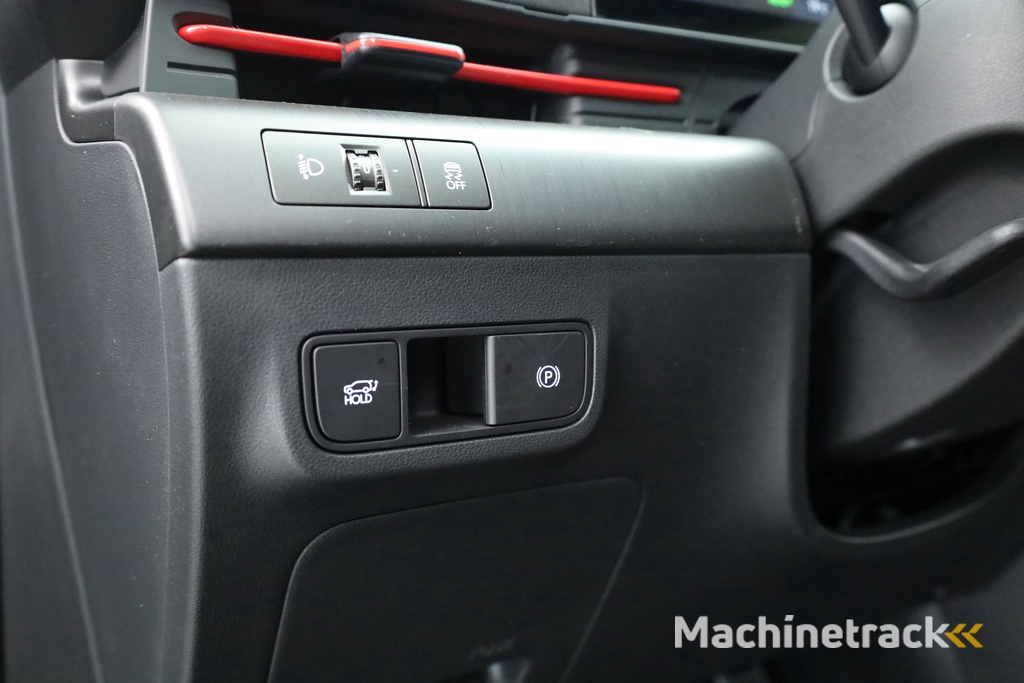 Hyundai Kona Electric N Line 65.4 kWh | Navi | Adapt. Cruise | Stoel- Stuurverw | Keyless | Camera | Elek. Achterklep