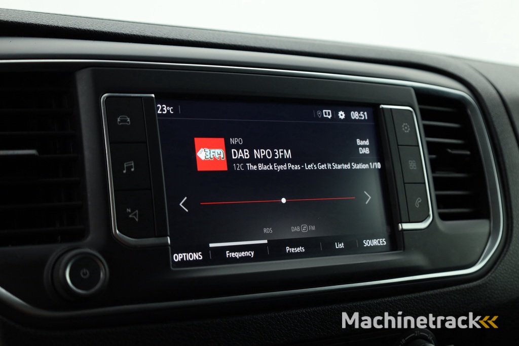 Opel Vivaro 2.0 CDTI L2H1 Edition | Navi | Trekhaak | Dakrails | Apple CarPlay