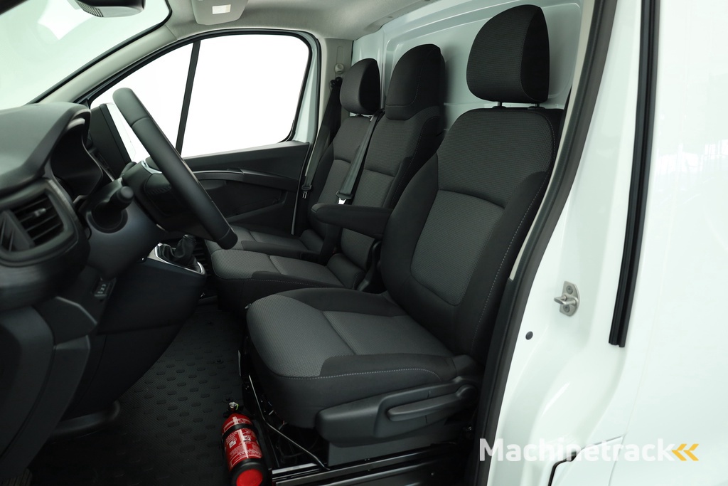 Renault Trafic 2.0 Blue dC1 150pk  L2H1 Advance | Camera | Navi | PDC v+a | Apple Carplay/Android Auto | BPM Vrij!