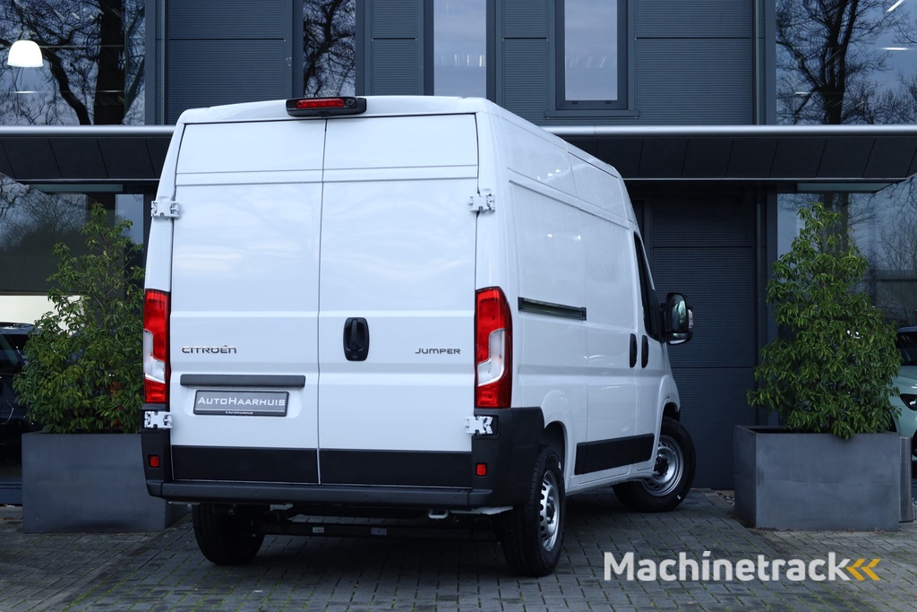 Citroën Jumper 2.2 BlueHDi 140pk L2H2 3.5t | Automaat | GEEL | Navi | Camera | Adapt.Cruise | Apple Carplay | Smart Key