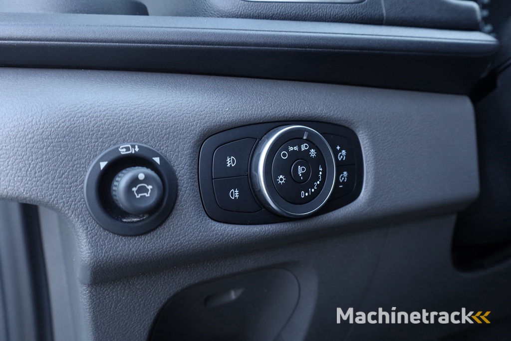 Ford Transit 350 2.0 TDCI L3H2 Trend RWD | Leder | Navi | CarPlay | Trekhaak | Camera | Cruise | Stoelverw.