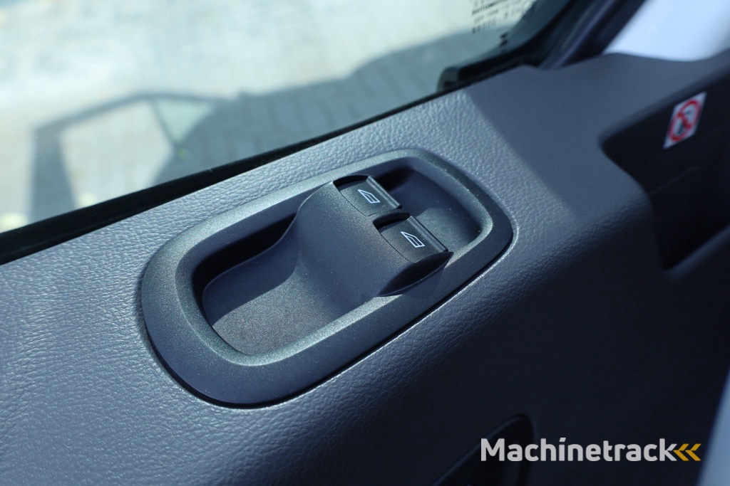 Ford Transit 350 2.0 TDCI L3H2 Trend RWD | Leder | Navi | CarPlay | Trekhaak | Camera | Cruise | Stoelverw.