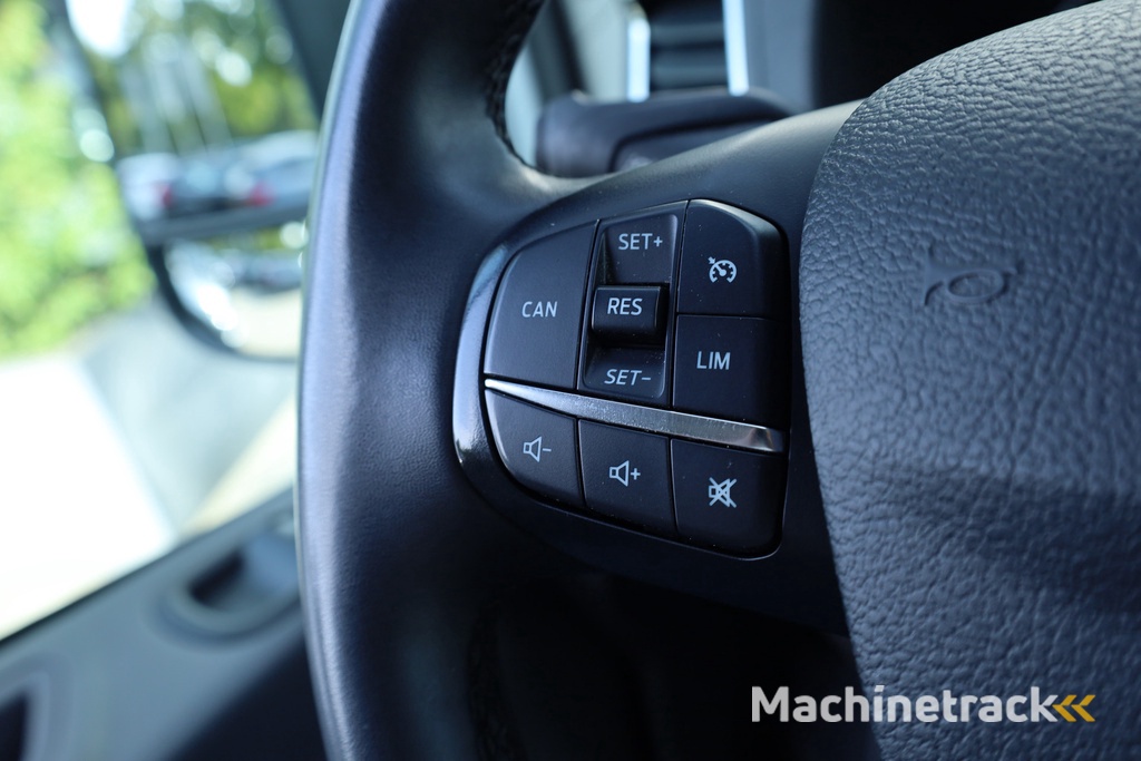 Ford Transit 350 2.0 TDCI L3H2 Trend RWD | Leder | Navi | CarPlay | Trekhaak | Camera | Cruise | Stoelverw.