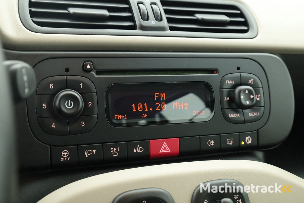 Fiat Panda 0.9 TwinAir Edizione Cool | Automaat | Airco | PDC A | Centr. vergrendeling