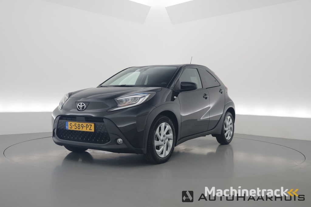 Toyota Aygo X 1.0 VVT-i MT first | Adapt. Cruise | Camera | Clima | Apple CarPlay | 17"