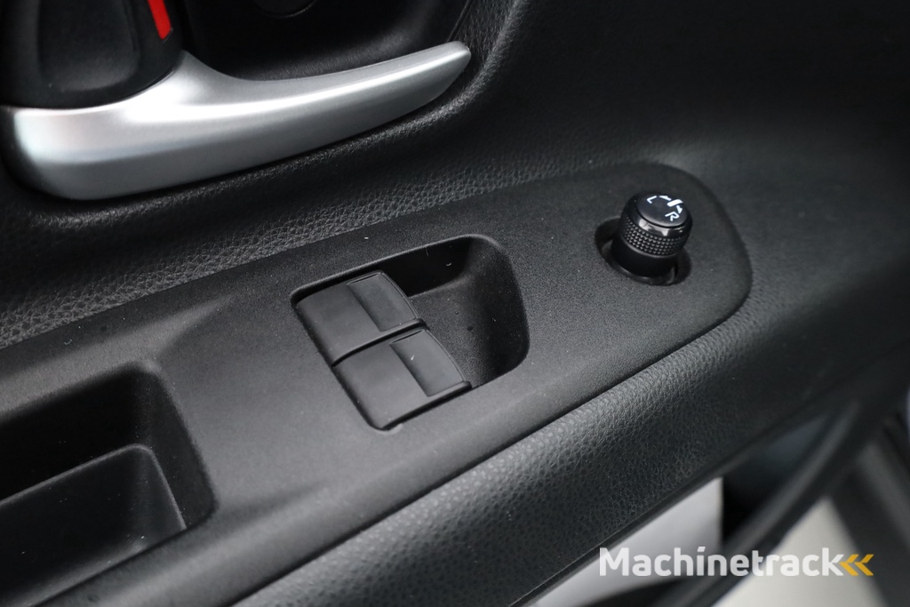 Toyota Aygo X 1.0 VVT-i MT first | Adapt. Cruise | Camera | Clima | Apple CarPlay | 17"