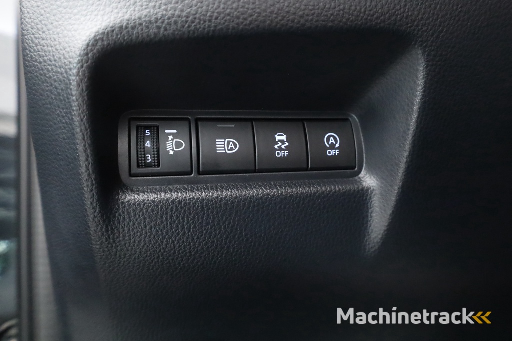 Toyota Aygo X 1.0 VVT-i MT first | Adapt. Cruise | Camera | Clima | Apple CarPlay | 17"