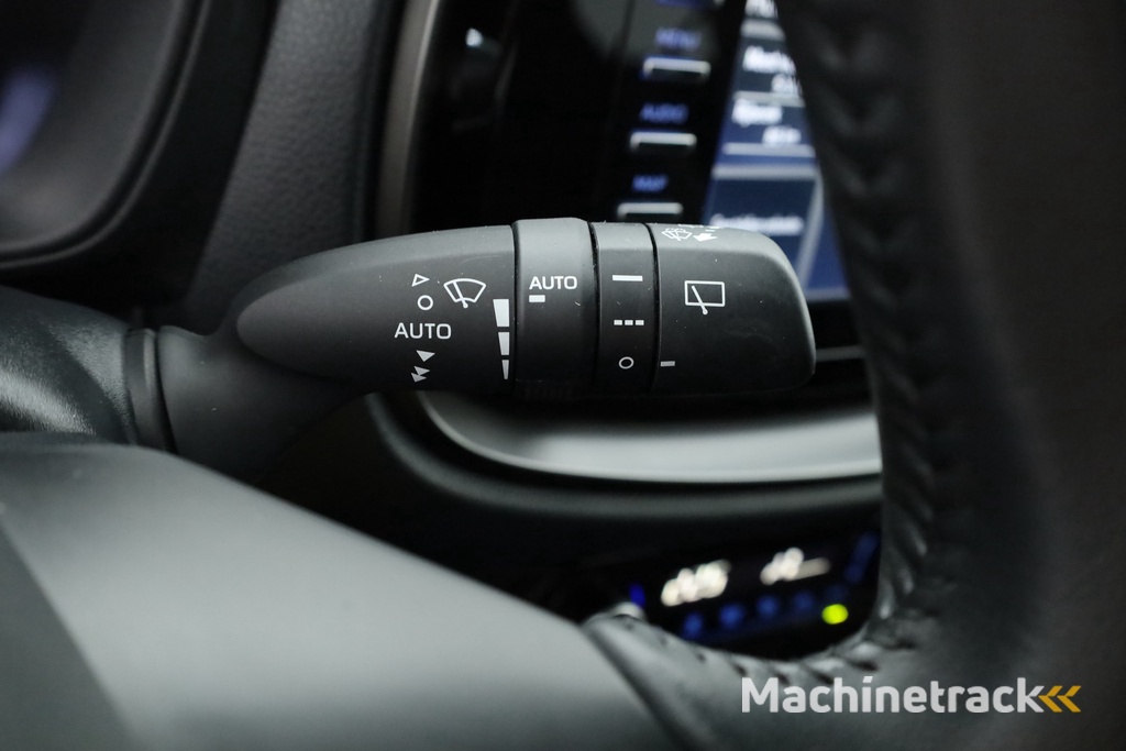 Toyota Aygo X 1.0 VVT-i MT first | Adapt. Cruise | Camera | Clima | Apple CarPlay | 17"