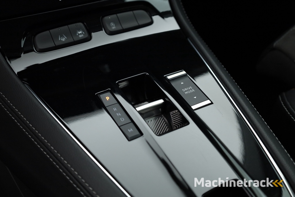 Opel Grandland 1.2 Turbo Ultimate | Adapt. Cruise | Stoel- Stuurverw. | Camera | Keyless | Elek. Achterklep | Navi