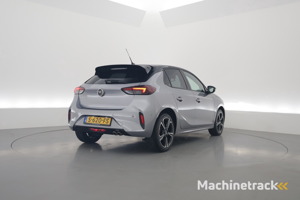 Opel Corsa 1.2 GS Line Automaat | Pano | Camera | Apple CarPlay | Dodehoekdet. | All seasons