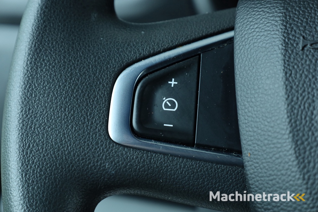 Renault Master T35 2.3 dCi 135 L3H2 Comfort | Navi | Airco | Cruise