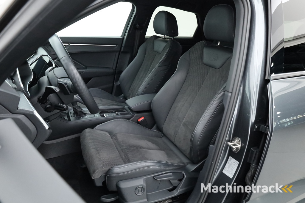 Audi Q3 Sportback 45 TFSI e 2x S Line | Elek. Trekhaak | Camera | Navi | Stoelverw. | Adapt. Cruise | Keyless | 19''