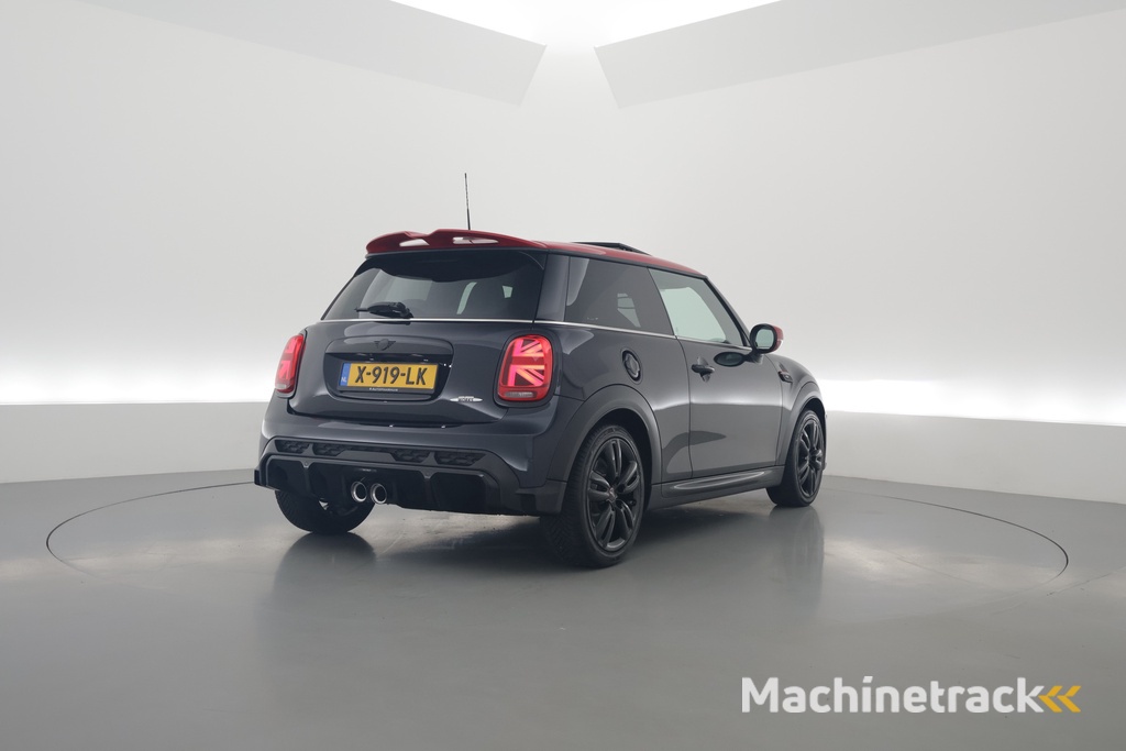 MINI Mini 2.0 John Cooper Works JCW Pack 230pk | Pano | HUD | Harman Kardon | Adapt. Cruise | Stoel- Stuurverw. | Camera