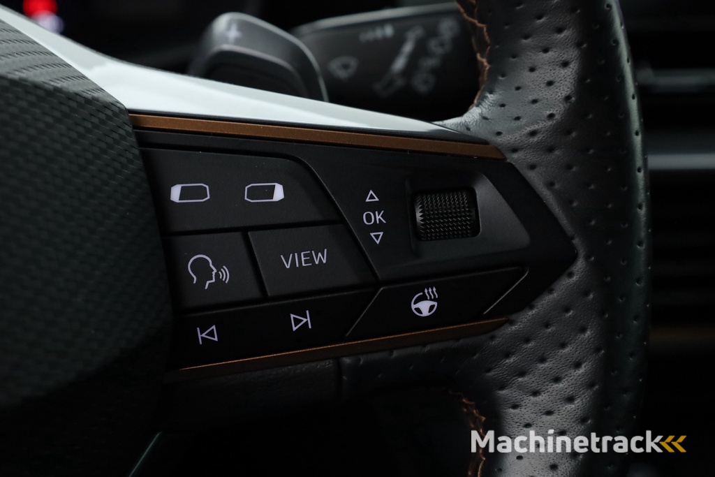 CUPRA Formentor 1.4 e-Hybrid Performance | Navi | Trekhaak | 19' LMV | Apple Carplay |