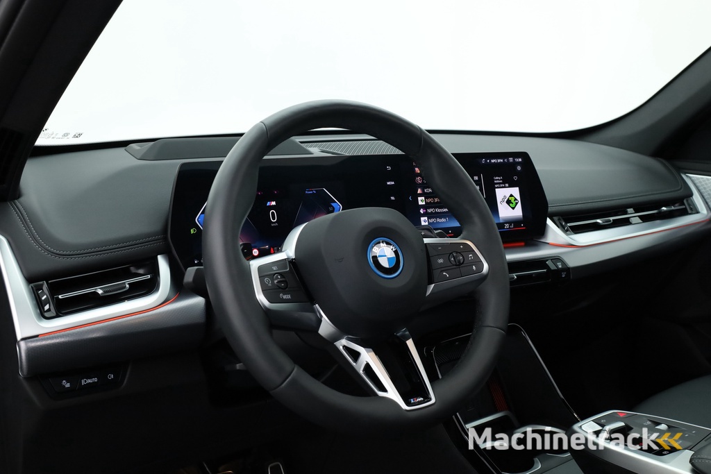 BMW X1 xDrive30e M Sport | Pano | Elek. trekhaak | HUD | Keyless | 360cam | Stoel- Stuurverw. | H&K