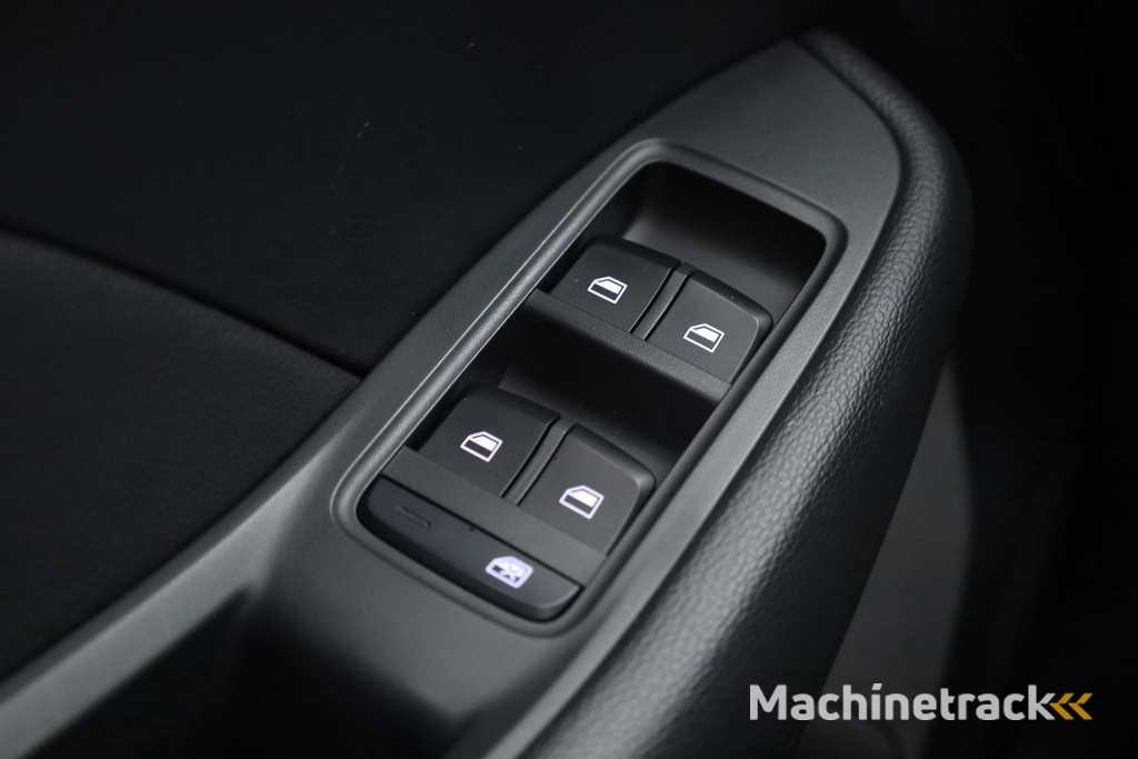 MG ZS EV Luxury 45 kWh | Pano | Camera | Adapt. Cruise | Keyless | Apple CarPlay