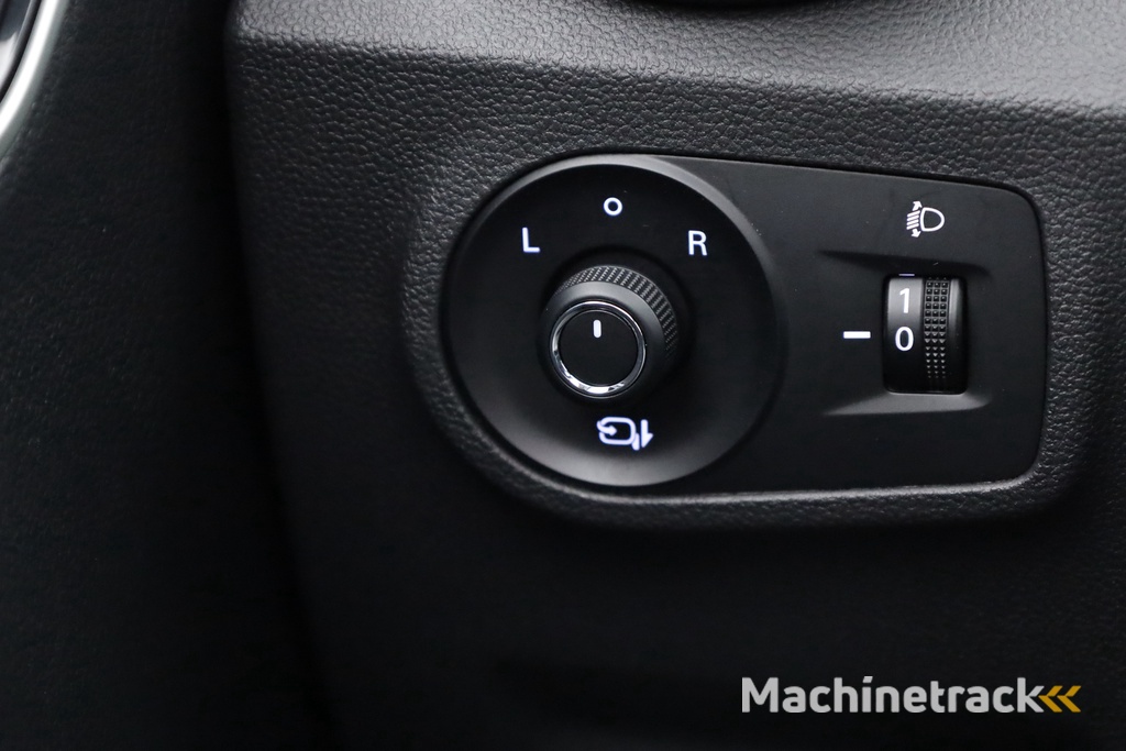 MG ZS EV Luxury 45 kWh | Pano | Camera | Adapt. Cruise | Keyless | Apple CarPlay