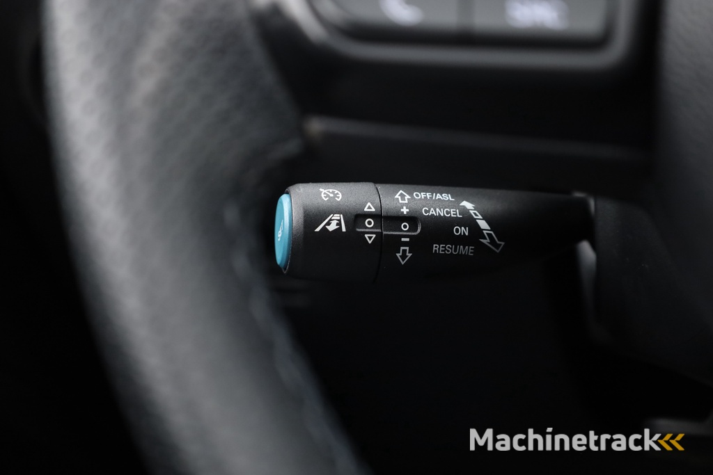 MG ZS EV Luxury 45 kWh | Pano | Camera | Adapt. Cruise | Keyless | Apple CarPlay