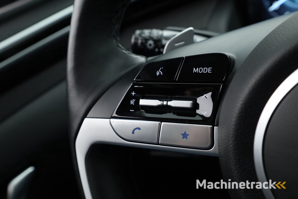 Hyundai Tucson 1.6 T-GDI PHEV 4WD | Pano | Adapt. Cruise | CarPlay | Stoel-Stuurverw. | All Season | Trekhaak