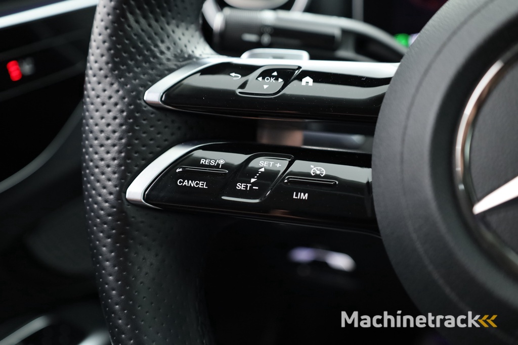 Mercedes-Benz C-klasse 200 AMG Line | Navi | 19'' | Stoelverw. | Apple CarPlay | Camera