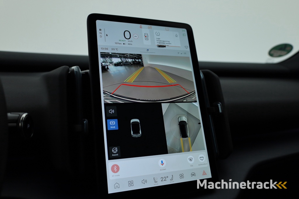 Volvo EX30 Single Motor Extended Range Ultra 69 kWh | Pano | Stoel- Stuurverw. | 360cam | Pilot Assist | Harman Kardon