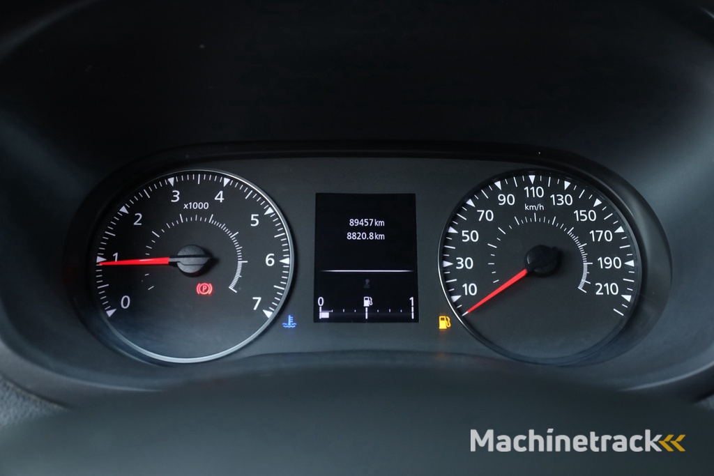 Renault Master T35 2.3 dCi 135 L2H2 Comfort | Trekhaak | Cruise | 3 pers. | Navi