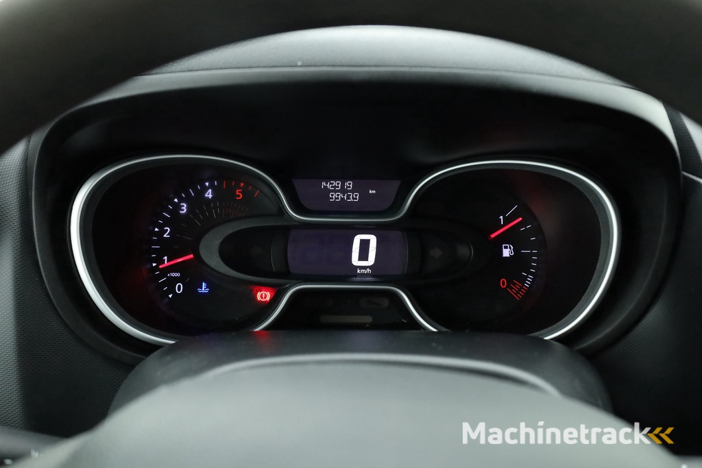 Renault Trafic 2.0 dCi 120pk  L2H1 Comfort | 3pers. | Navi | Cruise | PDC | LED