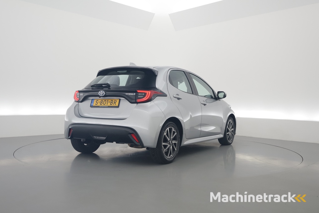 Toyota Yaris 1.5 Hybrid Dynamic | Apple CarPlay & Android Auto | Camera | Airco | Adapt. Cruise | Keyless