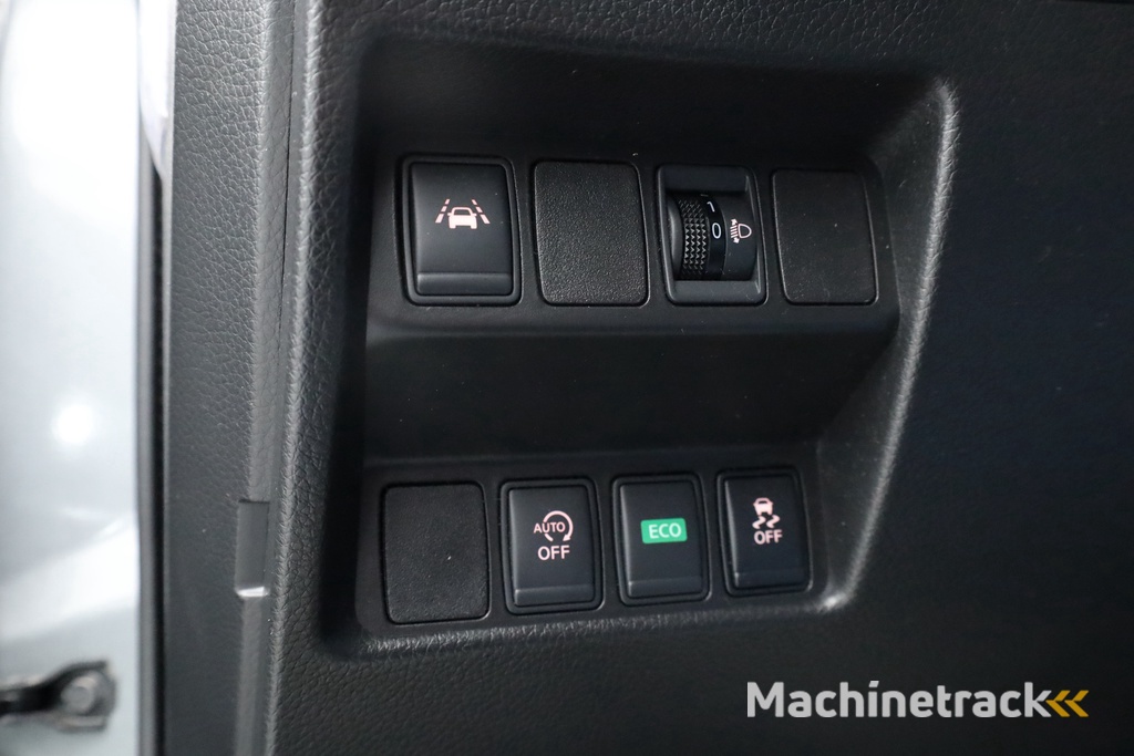 Nissan Qashqai 1.2 Acenta | Pano | Trekhaak | 360cam | Navi | Cruise