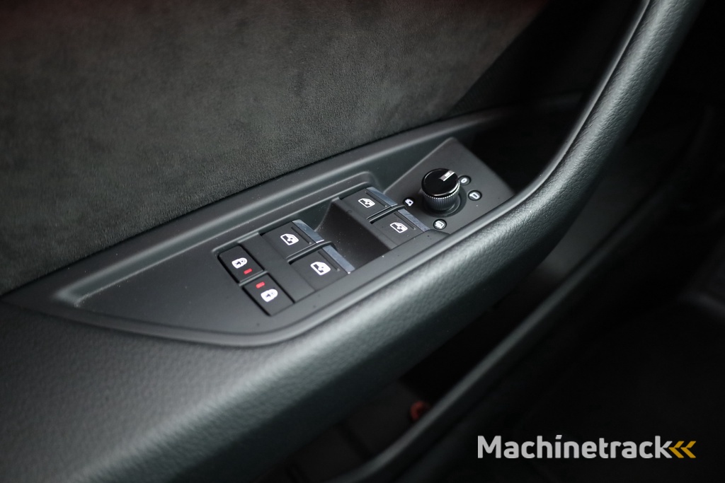 Audi e-tron Sportback 55 quattro S Line 95 kWh | HUD | 360cam | Adapt. Cruise | 21'' | Luchtvering | Stoelverw. |