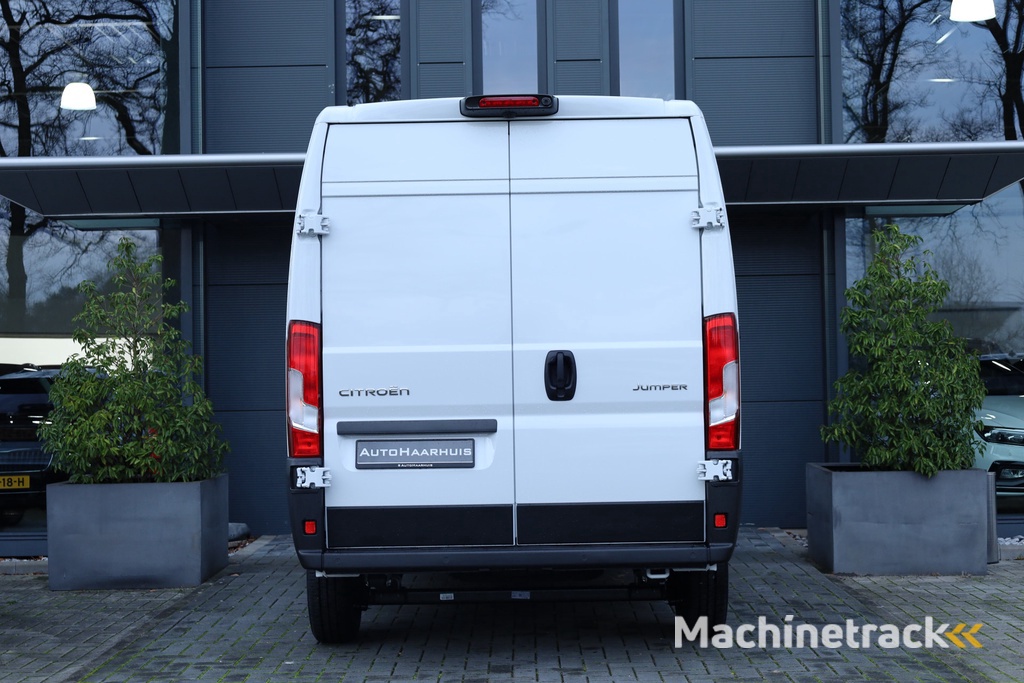 Citroën Jumper 2.2 BlueHDi 140pk L2H2 3.5t | Automaat | GROEN | Navi | Camera | Adapt.Cruise | Apple Carplay | Smart Key