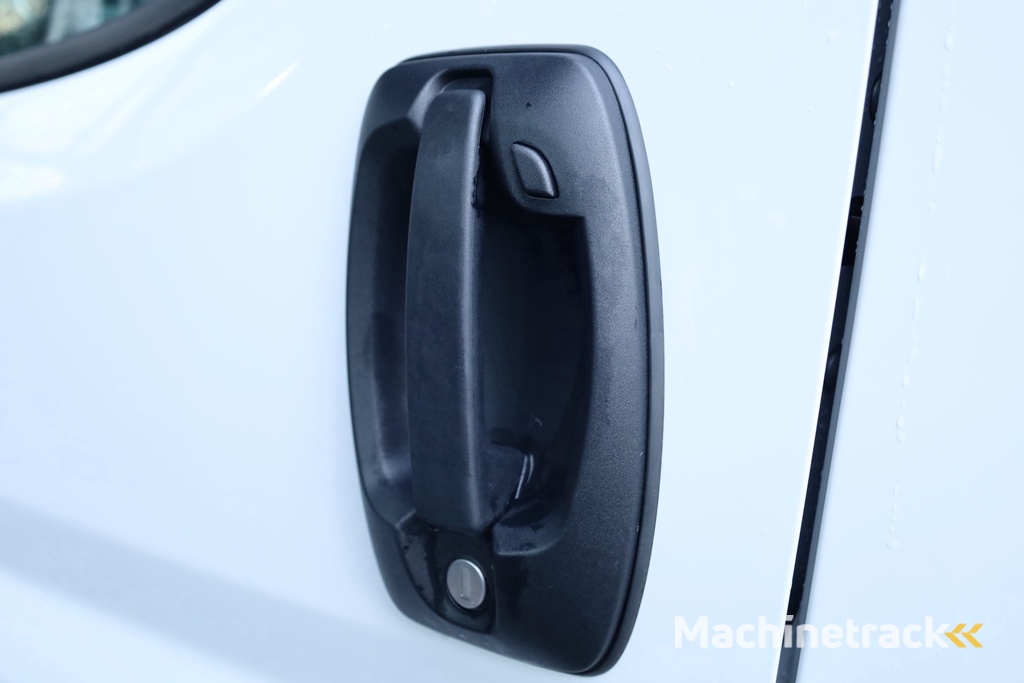 Citroën Jumper 2.2 BlueHDi 140pk L2H2 3.5t | Automaat | GROEN | Navi | Camera | Adapt.Cruise | Apple Carplay | Smart Key