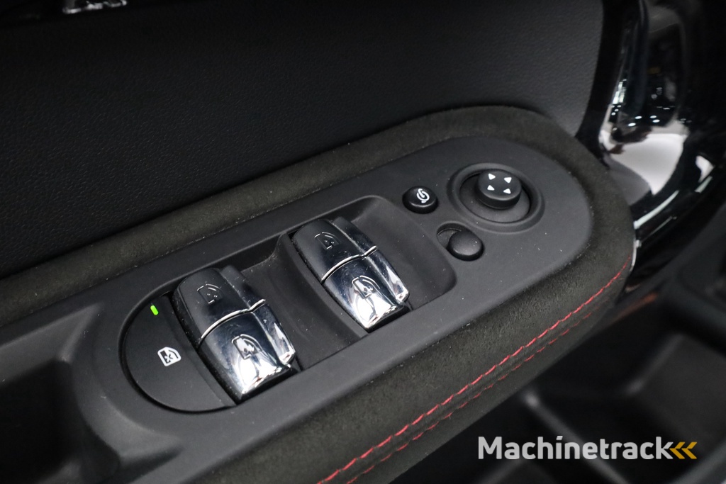 MINI Mini Countryman 2.0 John Cooper Works ALL4 306pk | Pano | HUD | Harman Kardon | Adapt. Cruise | Stoelverw. | Camera