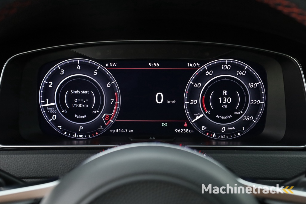 Volkswagen Golf 2.0 TSI GTI Performance | Digi. Dashboard | 18'' | Apple CarPlay | Camera | Adapt. Cruise | Stoelverw.