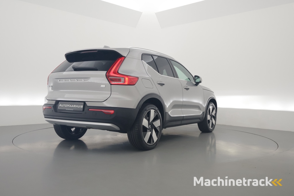 Volvo XC40 T5 Plug-in hybrid Plus Bright | Pilot Assist | Harman Kardon | Leder | 20'' | Camera | Stoel- Stuurverw.
